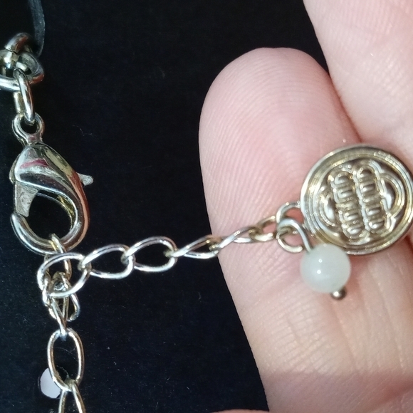 Beautiful sun necklace. Red and Amber color accent pieces - Picture 5 of 10